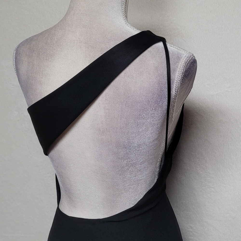 Vintage Andrea Polizzi Black Satin Crepe One-Shoulder Thigh Slit Backless Gown 6 - Picture 10 of 12